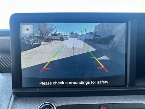 Certified 2022 Ford Maverick XLT image 16