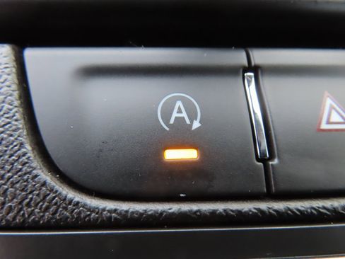 Used 2023 Chevrolet Malibu LT image 11