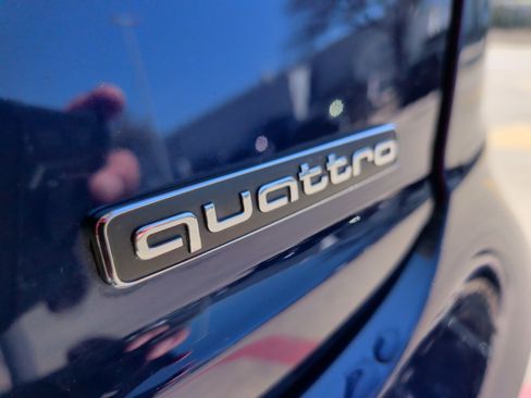 Used 2019 Audi Q8 Premium Plus w/ Premium Plus image 40