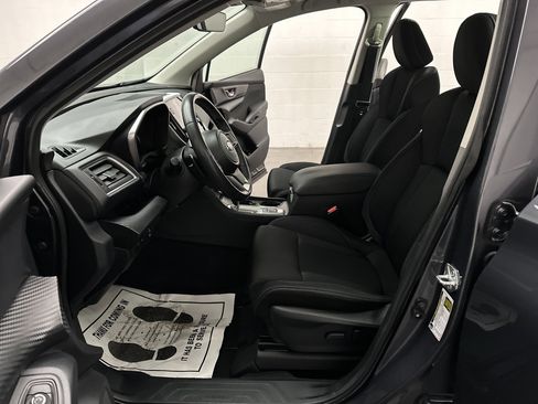 Used 2023 Subaru Ascent Premium w/ Convenience Package image 18