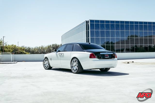 Used 2017 Rolls-Royce Ghost RWD image 26