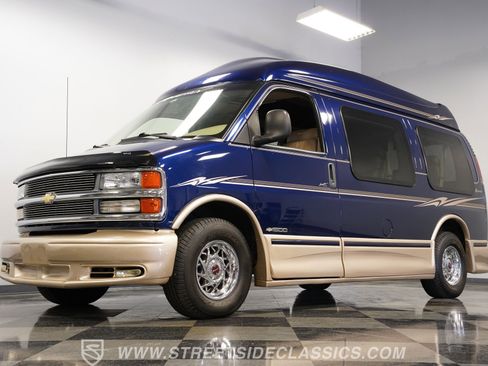 Used 2001 Chevrolet Express 1500 w/ Preferred Equipment Group 3 image 21