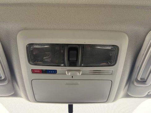 Used 2018 Subaru Forester 2.5i Premium w/ All-Weather Package image 30