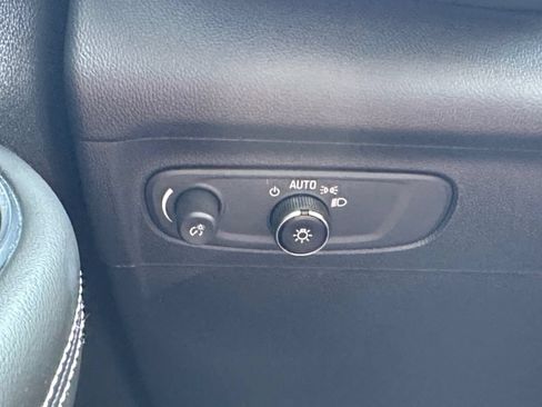 Used 2023 Buick Envision Essence w/ Sport Touring Package AWD/4WD image 15