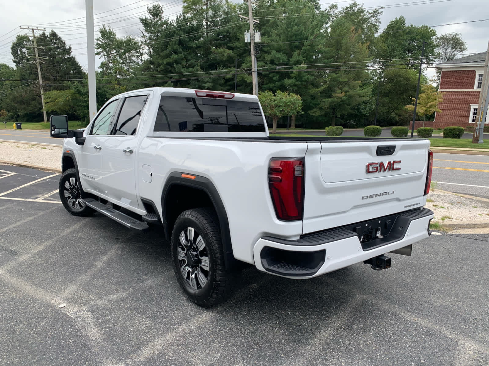 Used 2025 GMC Sierra 2500 Denali AWD/4WD image 4
