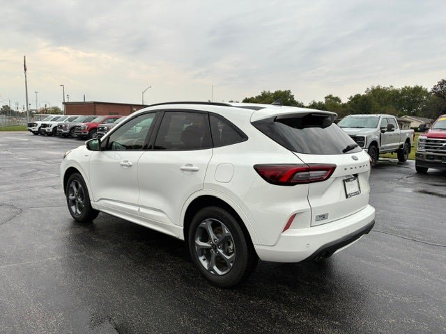 Used 2024 Ford Escape ST-Line Select w/ Tech Pack #1 AWD/4WD image 3