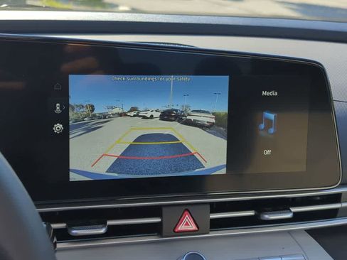 New 2026 Hyundai Elantra Limited image 31