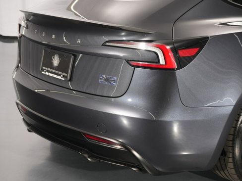 Used 2025 Tesla Model 3 Performance AWD/4WD image 11