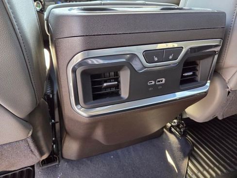 New 2026 Chevrolet Silverado 1500 LTZ w/ LTZ Premium Package image 20