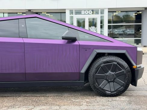 Used 2024 Tesla Cybertruck Cyberbeast AWD/4WD image 16
