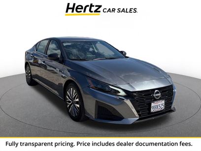 Used 2025 Nissan Altima 2.5 SV