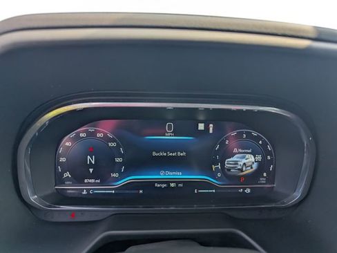 Used 2022 Chevrolet Suburban LT w/ Luxury Package AWD/4WD image 18