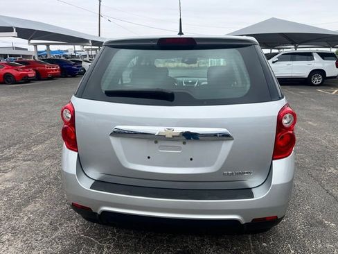Used 2011 Chevrolet Equinox LS w/ Bluetooth Package FWD image 5