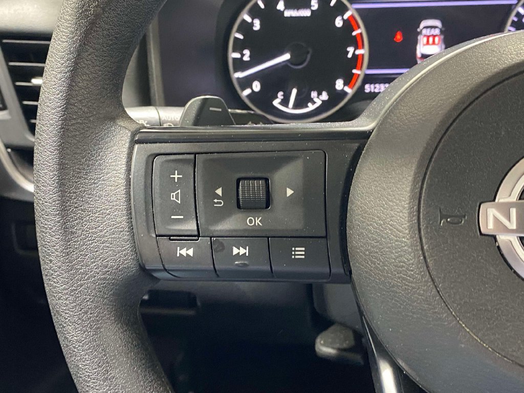 Used 2024 Nissan Rogue SV AWD/4WD image 21