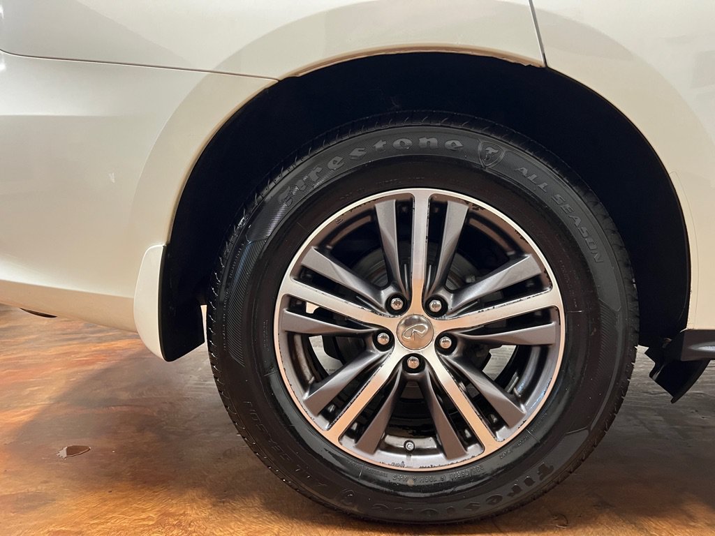 Used 2018 INFINITI QX60 Luxe AWD/4WD image 12