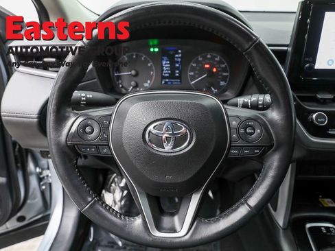 Used 2023 Toyota Corolla Cross LE image 10