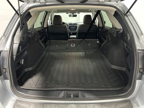 Used 2019 Subaru Outback 3.6R Limited AWD/4WD image 31