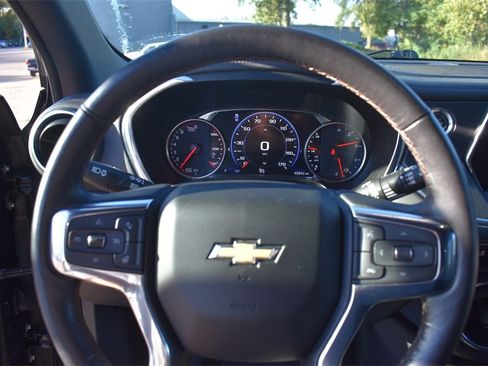 Used 2022 Chevrolet Blazer Premier image 31