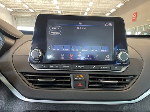 Certified 2022 Nissan Altima 2.5 SV image 15