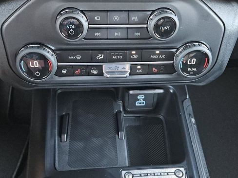 New 2025 Ford Bronco Outer Banks image 15