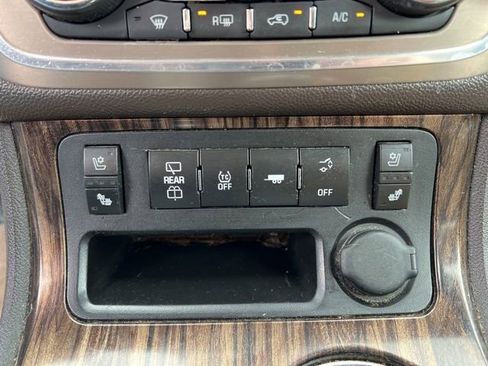 Used 2014 GMC Acadia Denali image 19