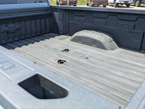 Used 2024 Chevrolet Silverado 3500 LTZ w/ LTZ Plus Package AWD/4WD image 4