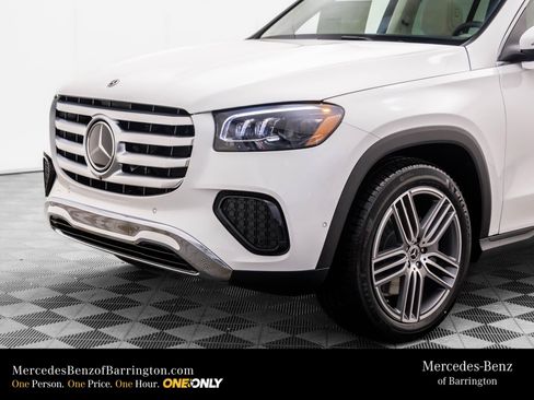 New 2026 Mercedes-Benz GLS 450 4MATIC image 42