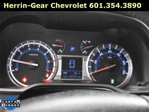 Used 2017 Toyota 4Runner SR5 Premium image 32