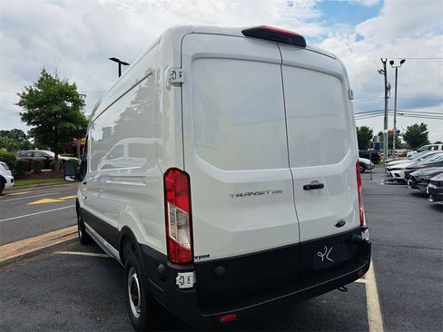 New 2026 Ford Transit 150 148 Medium Roof w/ Load Area Protection Package image 4