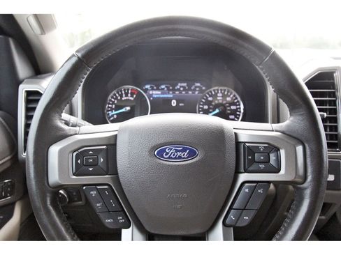 Used 2021 Ford Expedition XLT RWD image 15