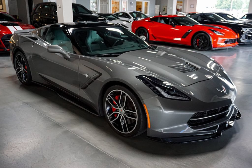 Used 2016 Chevrolet Corvette Stingray Coupe w/ 2LT Preferred Equipment Group RWD image 4