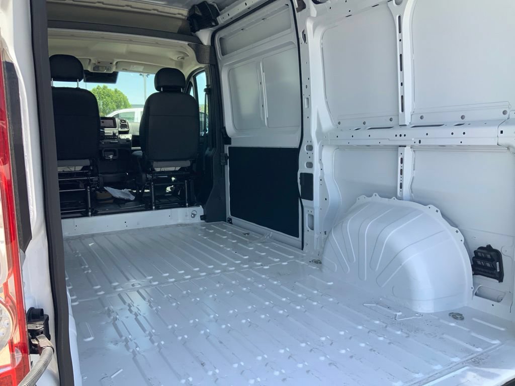 New 2026 RAM ProMaster 2500 w/ Convenience Group FWD image 10