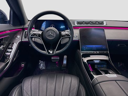Used 2023 Mercedes-Benz S 580 S 580 w/ AMG Line image 18