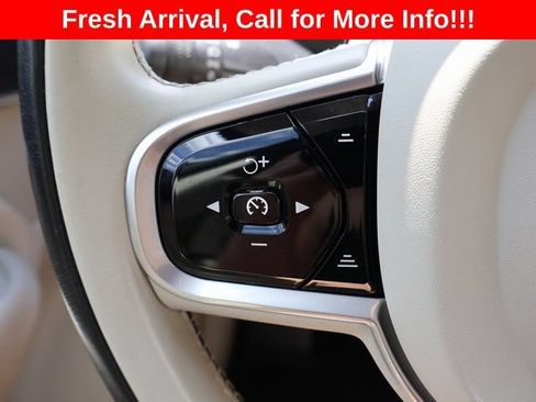 Used 2020 Volvo XC90 T6 Momentum AWD/4WD image 40