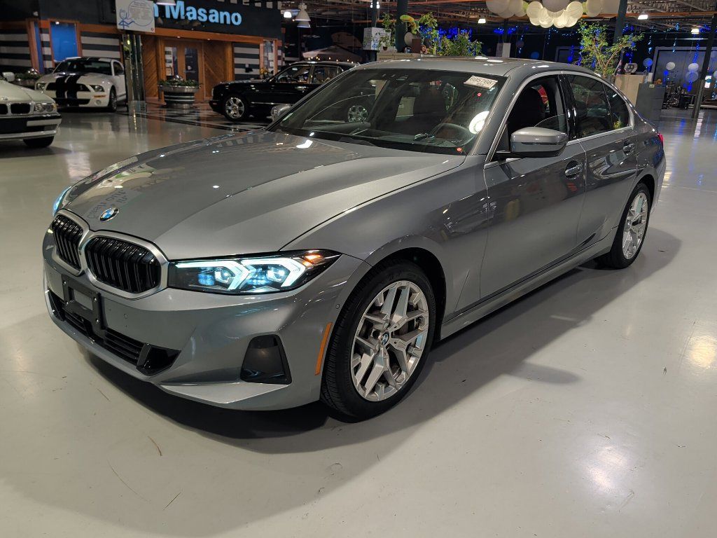 Certified 2025 BMW 330i xDrive Sedan w/ Premium Package AWD/4WD image 7