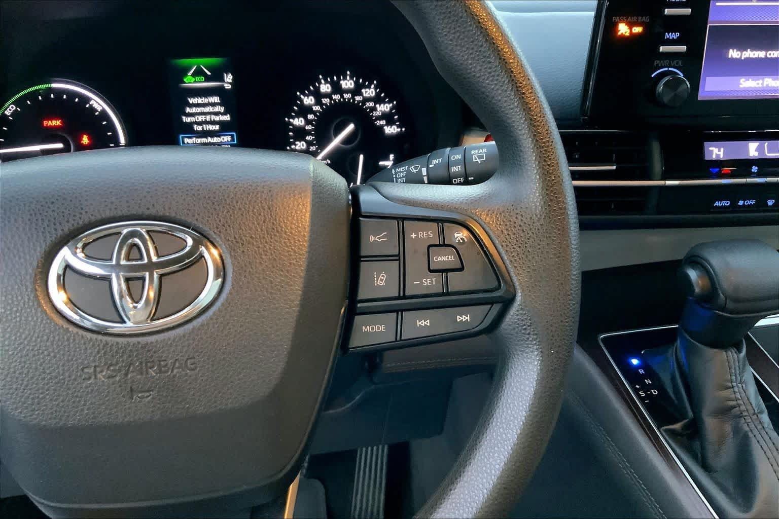 Used 2022 Toyota Sienna LE FWD image 22