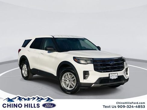 New 2026 Ford Explorer Active image 1