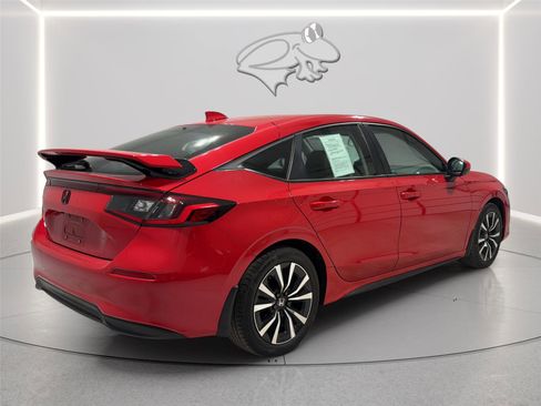 Used 2024 Honda Civic EX-L image 5