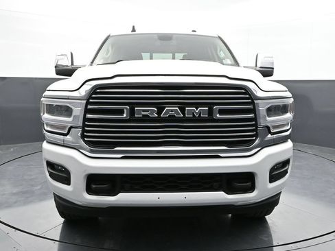 Used 2024 RAM 2500 Laramie AWD/4WD image 6