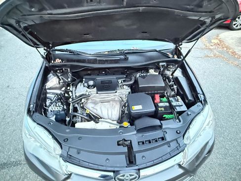 Used 2015 Toyota Camry LE FWD image 18