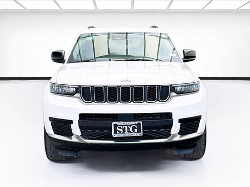 Used 2023 Jeep Grand Cherokee L Laredo AWD/4WD image 2