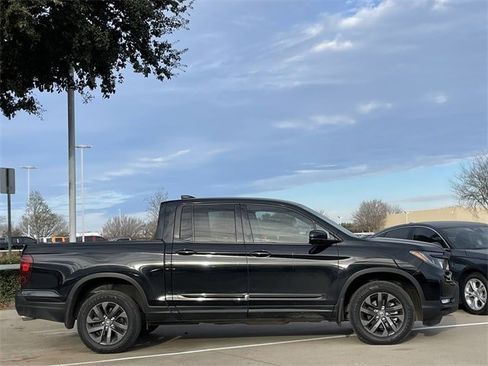 Certified 2023 Honda Ridgeline Sport image 3
