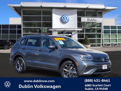 Certified 2023 Volkswagen Tiguan SE w/ Panoramic Sunroof Package