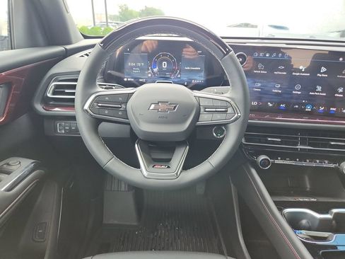 New 2026 Chevrolet Traverse Z71 w/ Enhanced Driving Package AWD/4WD image 16