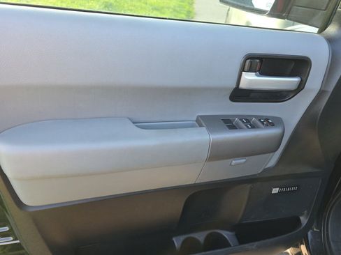 Used 2013 Toyota Sequoia Limited AWD/4WD image 7