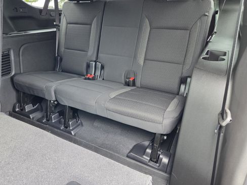New 2026 Chevrolet Suburban LS w/ LS Custom Edition RWD image 7