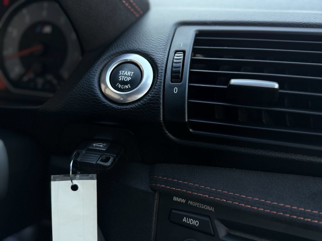 Used 2011 BMW 1 Series M RWD image 27