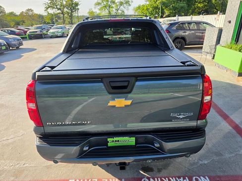 Used 2012 Chevrolet Avalanche LT w/ Texas Edition image 13
