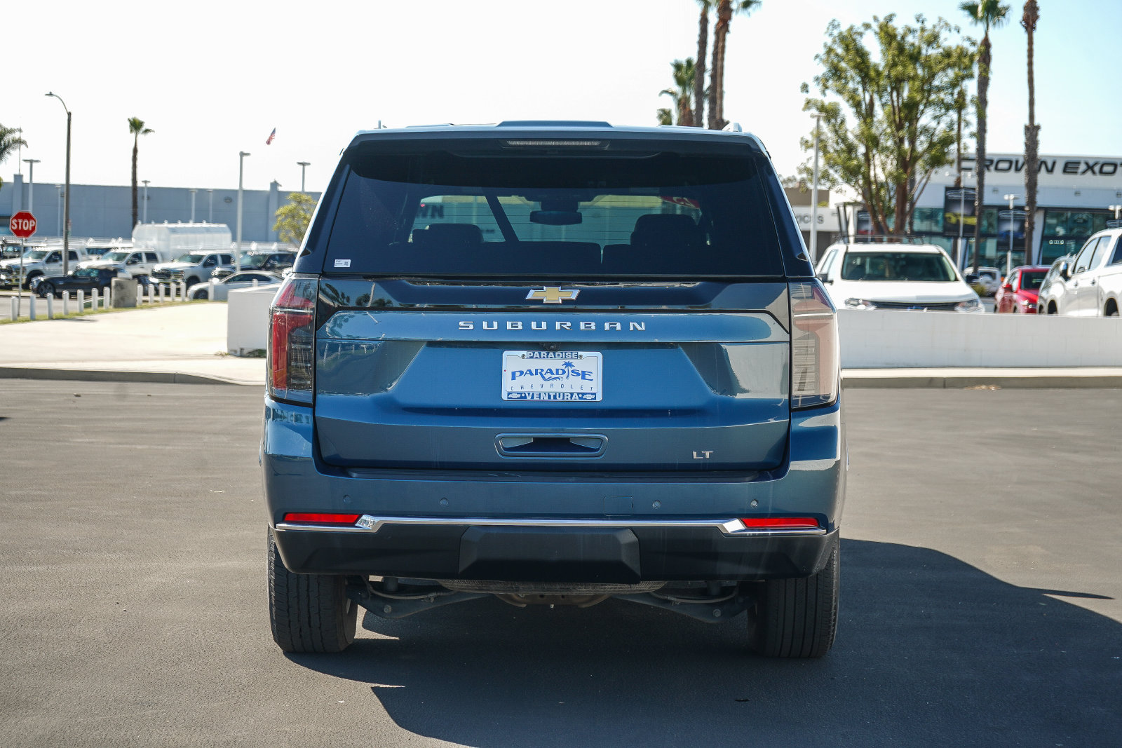Used 2025 Chevrolet Suburban LT AWD/4WD image 5