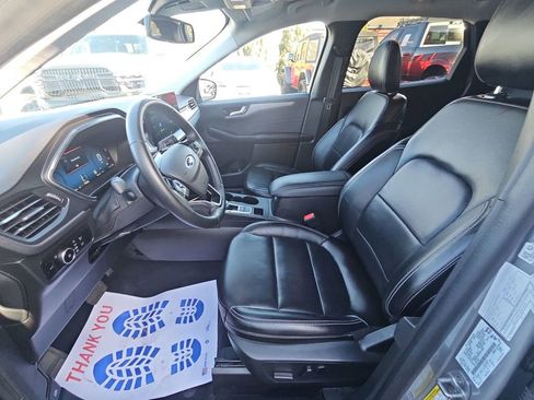 Used 2024 Ford Escape Platinum AWD/4WD image 12